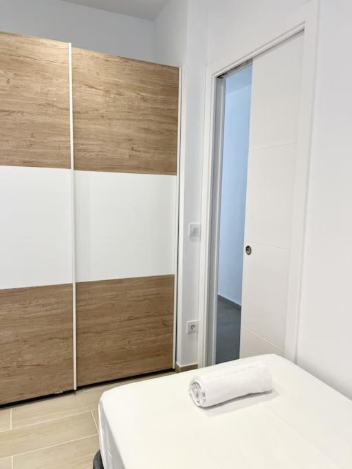 Moderno Apartamento Con Terraza En La Azotea Roses Dış mekan fotoğraf